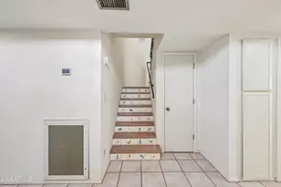 1035 E Laguna Dr, Tempe, AZ 85282 - Photo 17