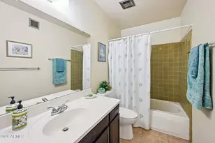 1035 E Laguna Dr, Tempe, AZ 85282 - Photo 13