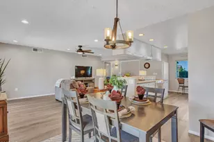 10925 W Roundelay Cir, Sun City, AZ 85351 - Photo 19