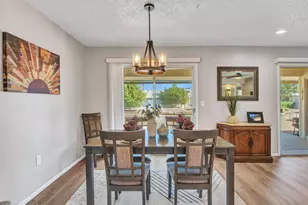 10925 W Roundelay Cir, Sun City, AZ 85351 - Photo 17