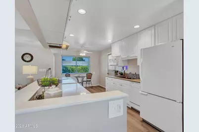 10925 W Roundelay Circle, Sun City, AZ 85351 - Photo 15