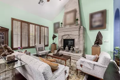 18465 W Sunnyslope Lane, Waddell, AZ 85355 - Photo 9