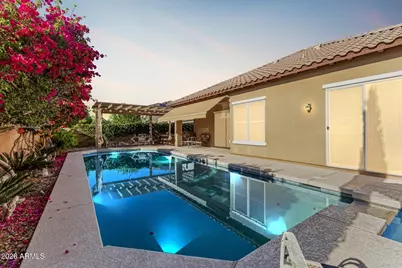 18465 W Sunnyslope Lane, Waddell, AZ 85355 - Photo 37