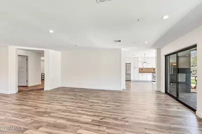 9046 N 28th Street, Phoenix, AZ 85028 - Photo 33