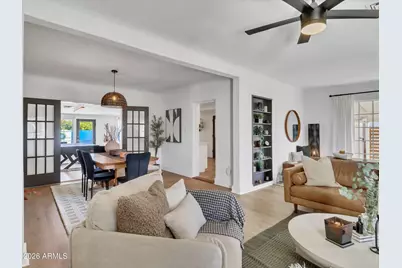 2204 E Whitton Avenue N, Phoenix, AZ 85016 - Photo 11