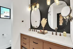 2204 E Whitton Ave N, Phoenix, AZ 85016 - Photo 29