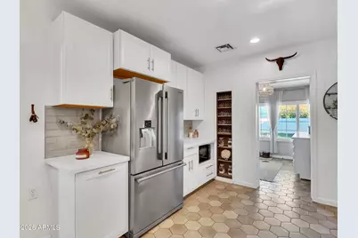 2204 E Whitton Avenue N, Phoenix, AZ 85016 - Photo 17