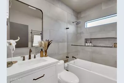 2204 E Whitton Avenue N, Phoenix, AZ 85016 - Photo 25