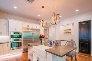 3850 E Crittenden Ln, Phoenix, AZ 85018 - Photo 19