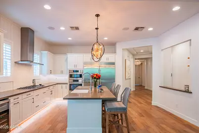 3850 E Crittenden Lane, Phoenix, AZ 85018 - Photo 15