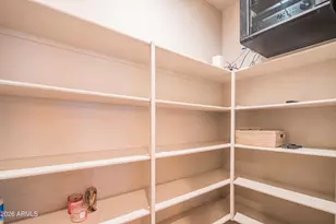 3850 E Crittenden Ln, Phoenix, AZ 85018 - Photo 21