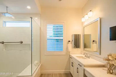 3850 E Crittenden Lane, Phoenix, AZ 85018 - Photo 25