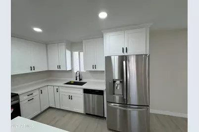 18212 N 43rd Place, Phoenix, AZ 85032 - Photo 9