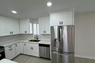 18212 N 43rd Pl, Phoenix, AZ 85032 - Photo 9