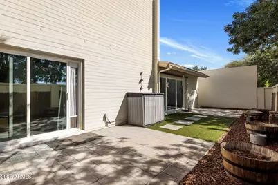 8633 E Monterosa Avenue, Scottsdale, AZ 85251 - Photo 27