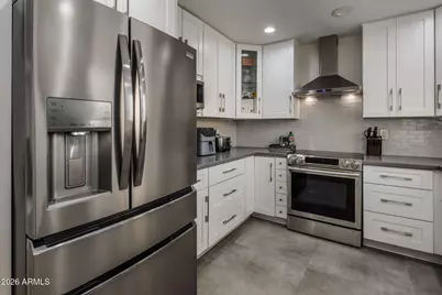 8633 E Monterosa Avenue, Scottsdale, AZ 85251 - Photo 3