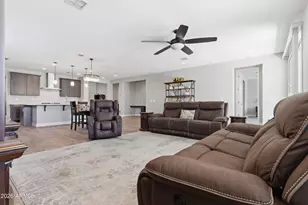 9715 W Cashman Dr, Peoria, AZ 85383 - Photo 7