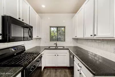 3426 E Avalon Drive, Phoenix, AZ 85018 - Photo 9