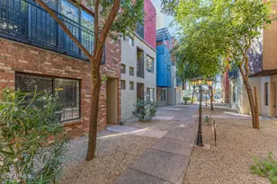 3426 E Avalon Dr, Phoenix, AZ 85018 - Photo 39