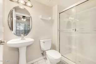 3426 E Avalon Dr, Phoenix, AZ 85018 - Photo 25