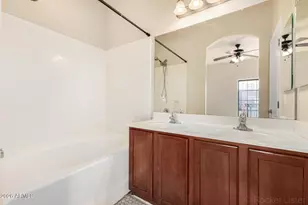 3426 E Avalon Dr, Phoenix, AZ 85018 - Photo 21