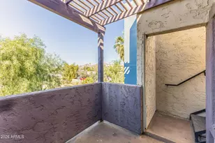 3426 E Avalon Dr, Phoenix, AZ 85018 - Photo 29