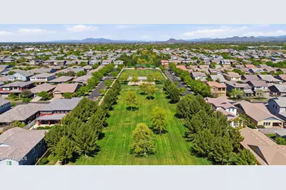 3147 E Bloomfield Parkway, Gilbert, AZ 85296 - Photo 43