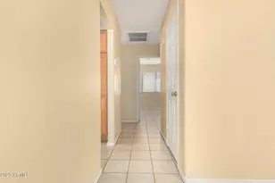 8548 W Hatcher Rd, Peoria, AZ 85345 - Photo 27