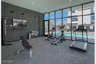 3215 E Flower St Street #10, Phoenix, AZ 85018 - Photo 9