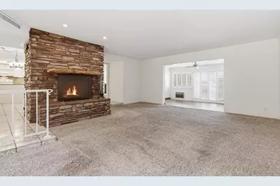 7814 E Mackenzie Drive, Scottsdale, AZ 85251 - Photo 13