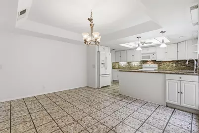 7814 E Mackenzie Drive, Scottsdale, AZ 85251 - Photo 5