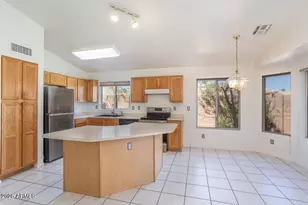 19015 North 25th Pl, Phoenix, AZ 85050 - Photo 7