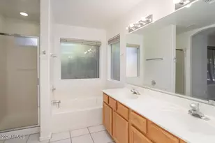 19015 North 25th Pl, Phoenix, AZ 85050 - Photo 13