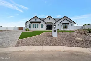 25233 S Pyrenees Ct, Queen Creek, AZ 85142 - Photo 1