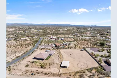 21755 W Gibson Way, Wickenburg, AZ 85390 - Photo 5
