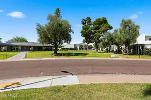 8334 E Valley Vista Dr, Scottsdale, AZ 85250 - Photo 19