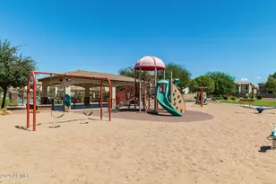 542 N Citrus Ln, Gilbert, AZ 85234 - Photo 29