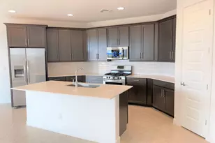 9426 W Devonshire Ave, Phoenix, AZ 85037 - Photo 3