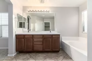 10645 E Cliffrose Ln, Florence, AZ 85132 - Photo 17