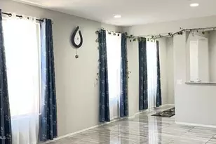 9512 W Fallen Leaf Ln, Peoria, AZ 85383 - Photo 9