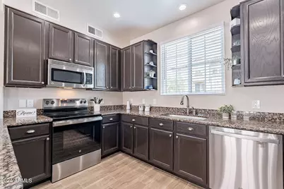 445 W Mountain Sage Drive, Phoenix, AZ 85045 - Photo 9