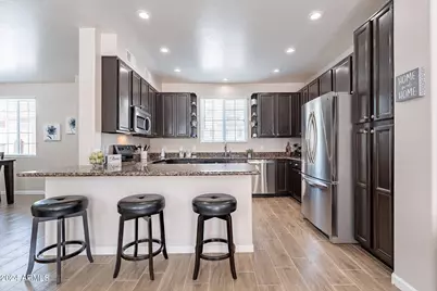 445 W Mountain Sage Drive, Phoenix, AZ 85045 - Photo 7