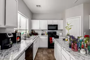 30331 W Verde Ln, Buckeye, AZ 85396 - Photo 7