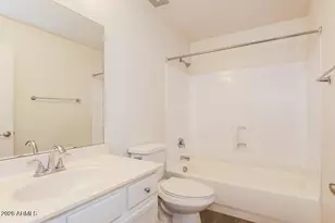 3528 W Glass Ln, Phoenix, AZ 85041 - Photo 15