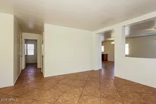 6010 W Encinas Ln, Phoenix, AZ 85043 - Photo 5