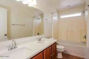 6010 W Encinas Ln, Phoenix, AZ 85043 - Photo 11