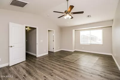 5019 E Iolite Street, San Tan Valley, AZ 85143 - Photo 9