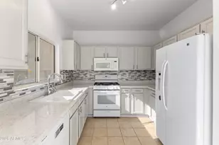 19213 N 138th Ave, Sun City West, AZ 85375 - Photo 13