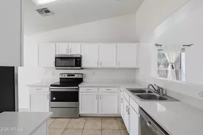 5726 S 237th Drive, Buckeye, AZ 85326 - Photo 3