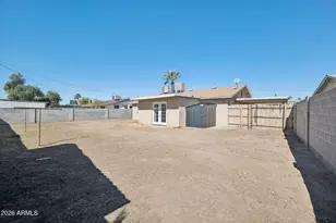 8137 W Trafalgar Ave, Phoenix, AZ 85033 - Photo 21